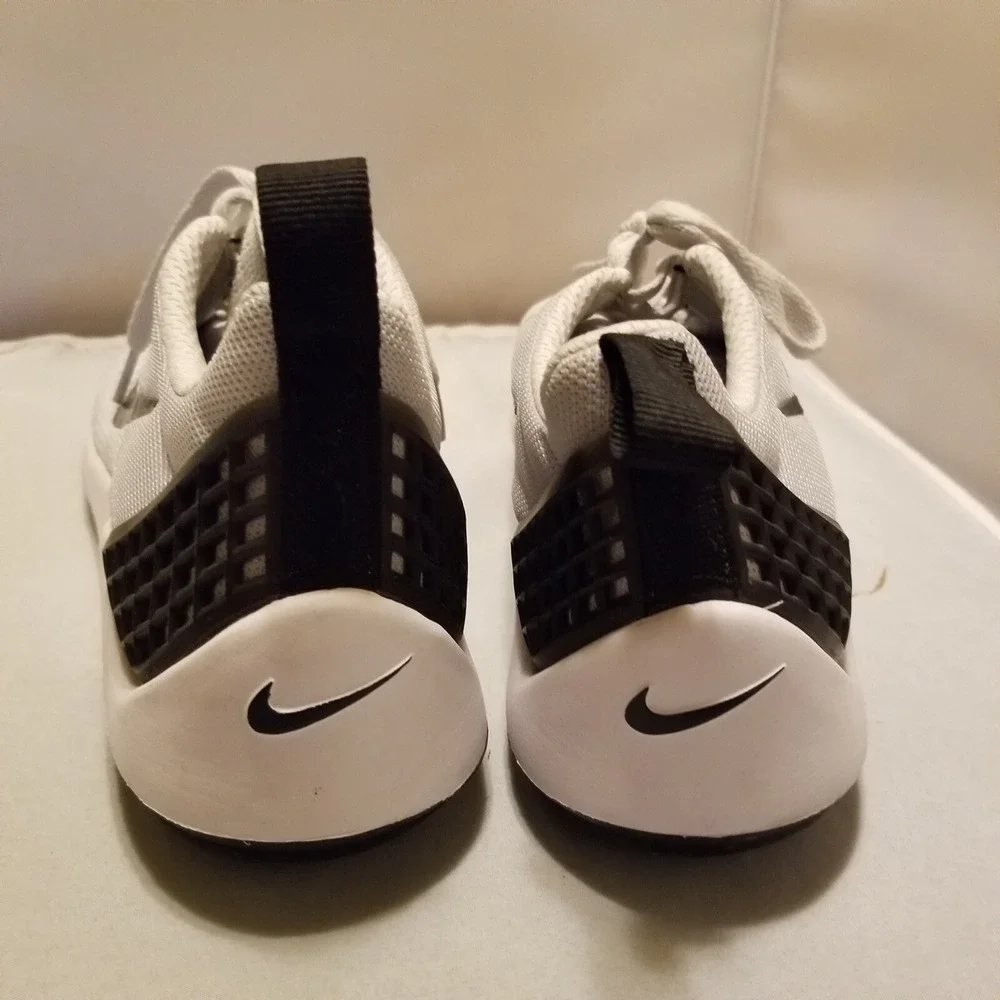 Nike Lunarestoa‎ 2 Essential, 811372-005, Gray, Men's Running Shoes, Size 11.5